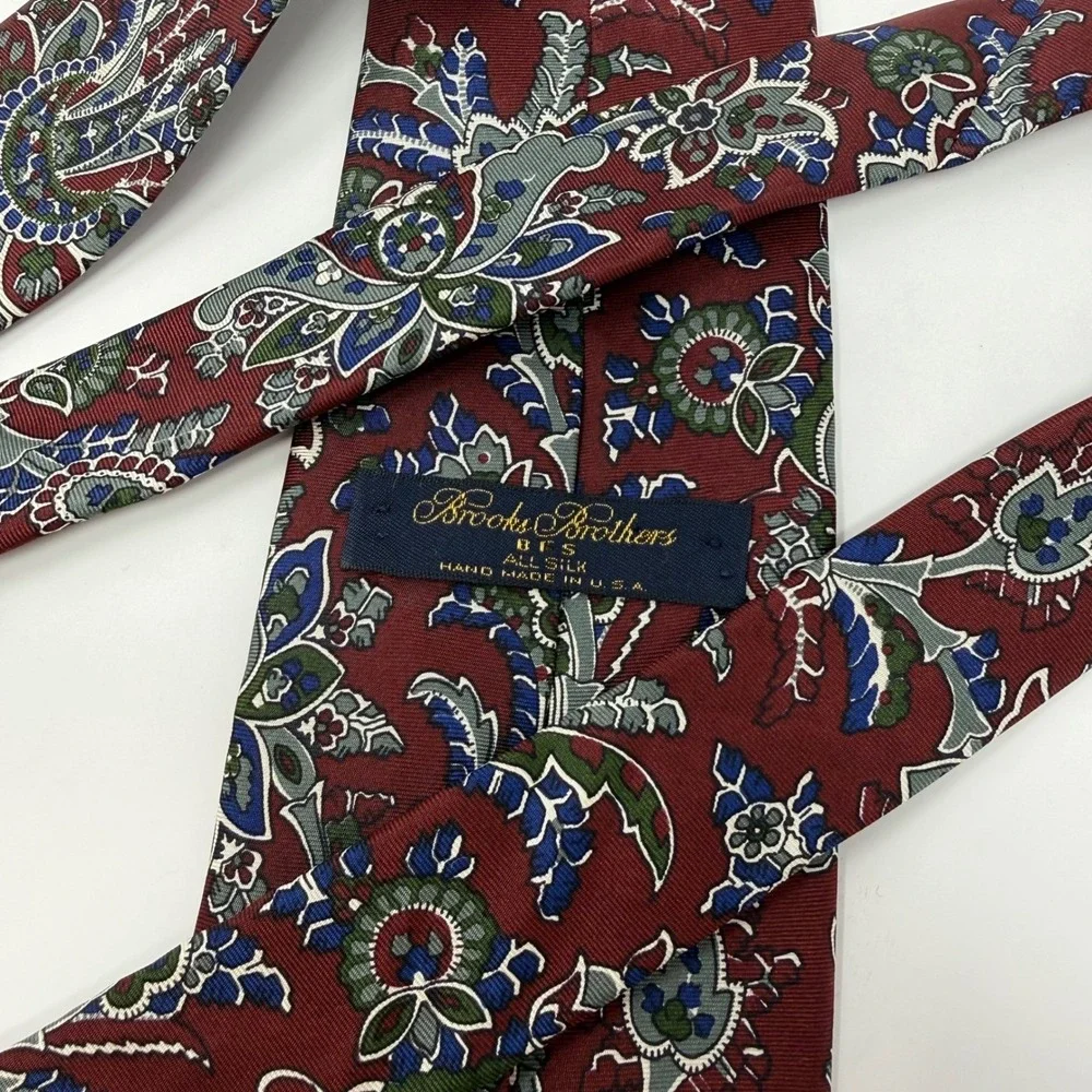 Brooks Brothers Burgundy Paisley Floral Mens Silk Tie Hand Made USA